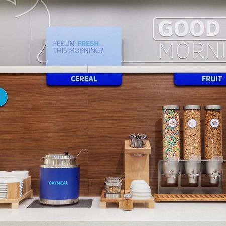 Holiday Inn Express Hotel & Suites Defiance By Ihg Εξωτερικό φωτογραφία